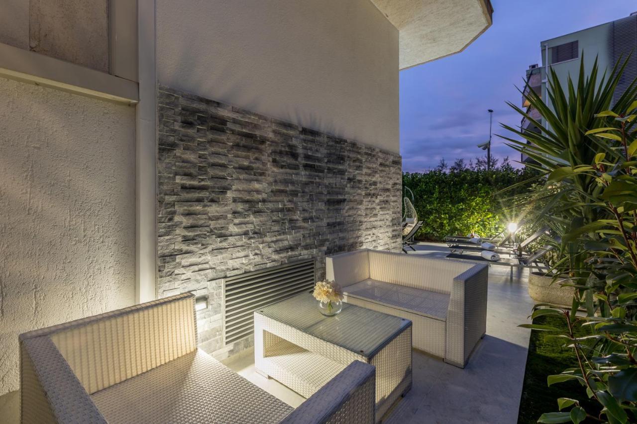 Holiday Apartments Stobrec Split Bagian luar foto